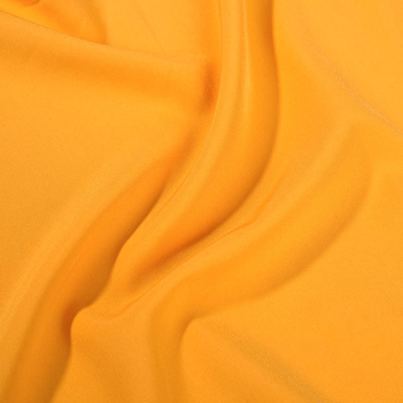 Für welche Art von hochfestem Kleidungsstück kann die Stärke des Polyester-Pongee-Stoffes verwendet werden?